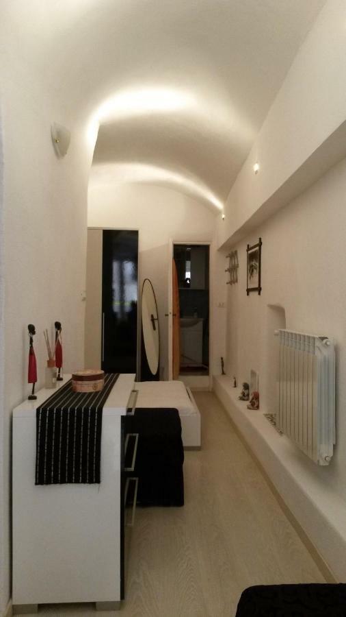 Ferienwohnung Elegante Loft Nel Cuore Di Sanremo Exterior foto